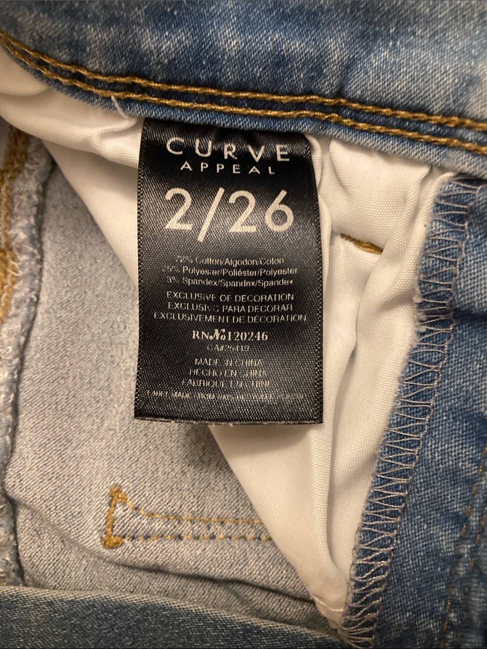 Curve Appeal 2 pair of Women’s Petite Jeans Light Blue and Black Size:2/26 - Picture 3 of 8